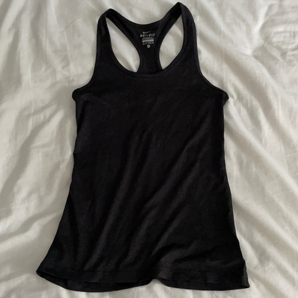 black nike tank top